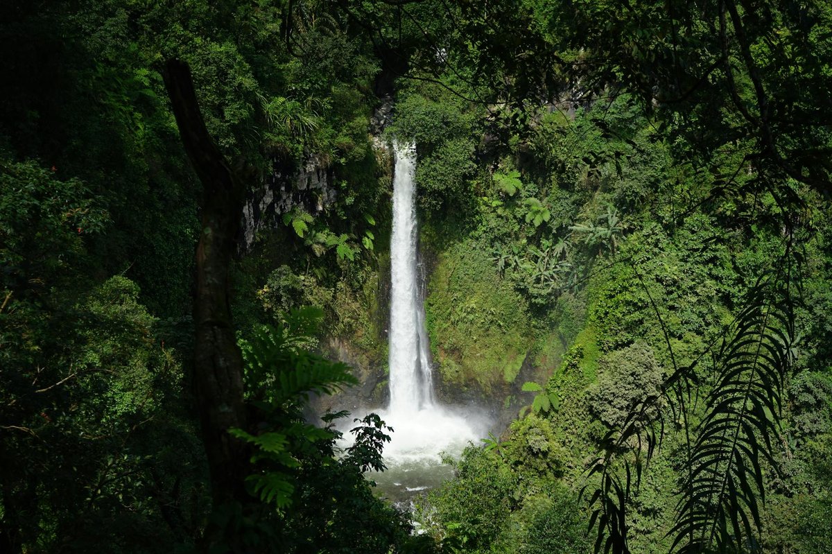 Curug Kalikarang waterfall