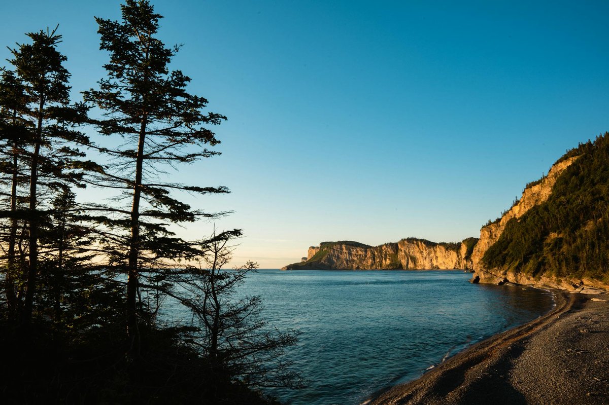 Akuliaqatta Bluff