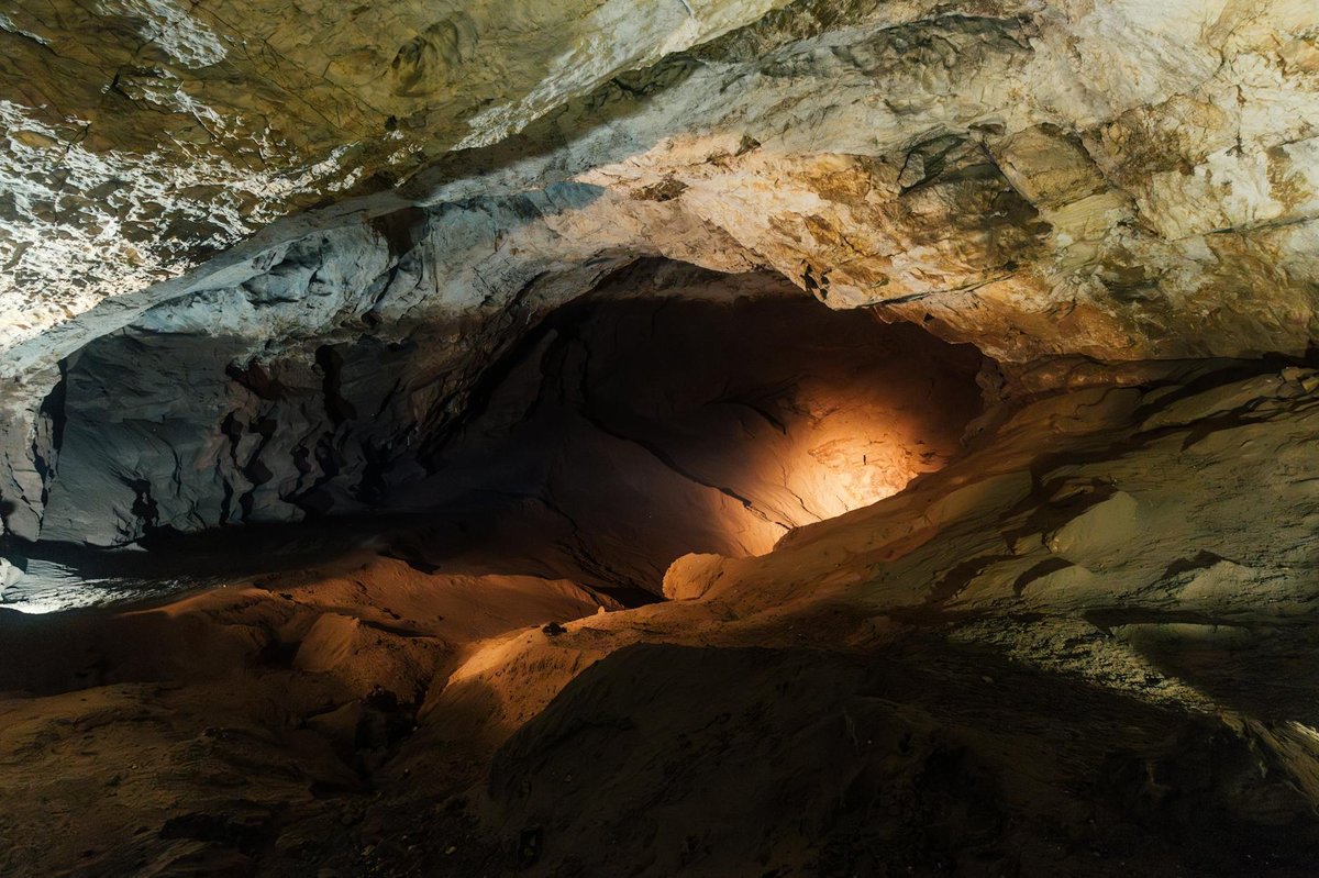 Keveko Cave