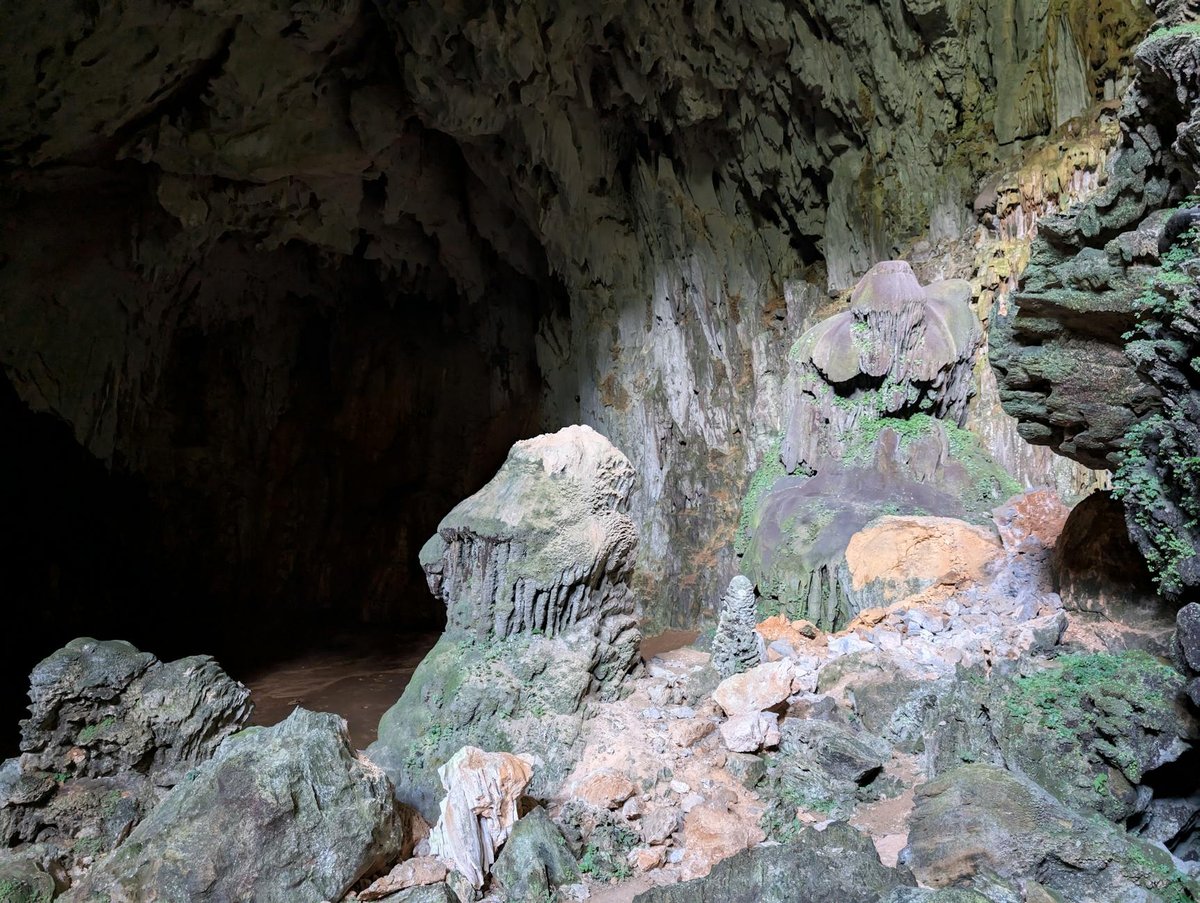 Maconacon Cave