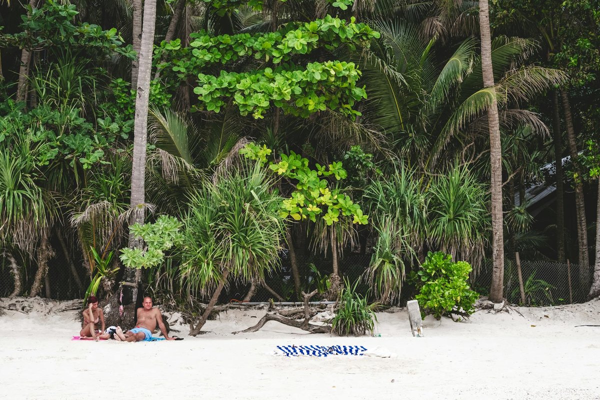 Maitum-Mabay Beach