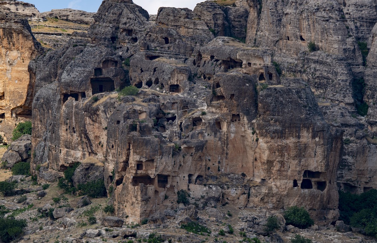 Hassuni Caves