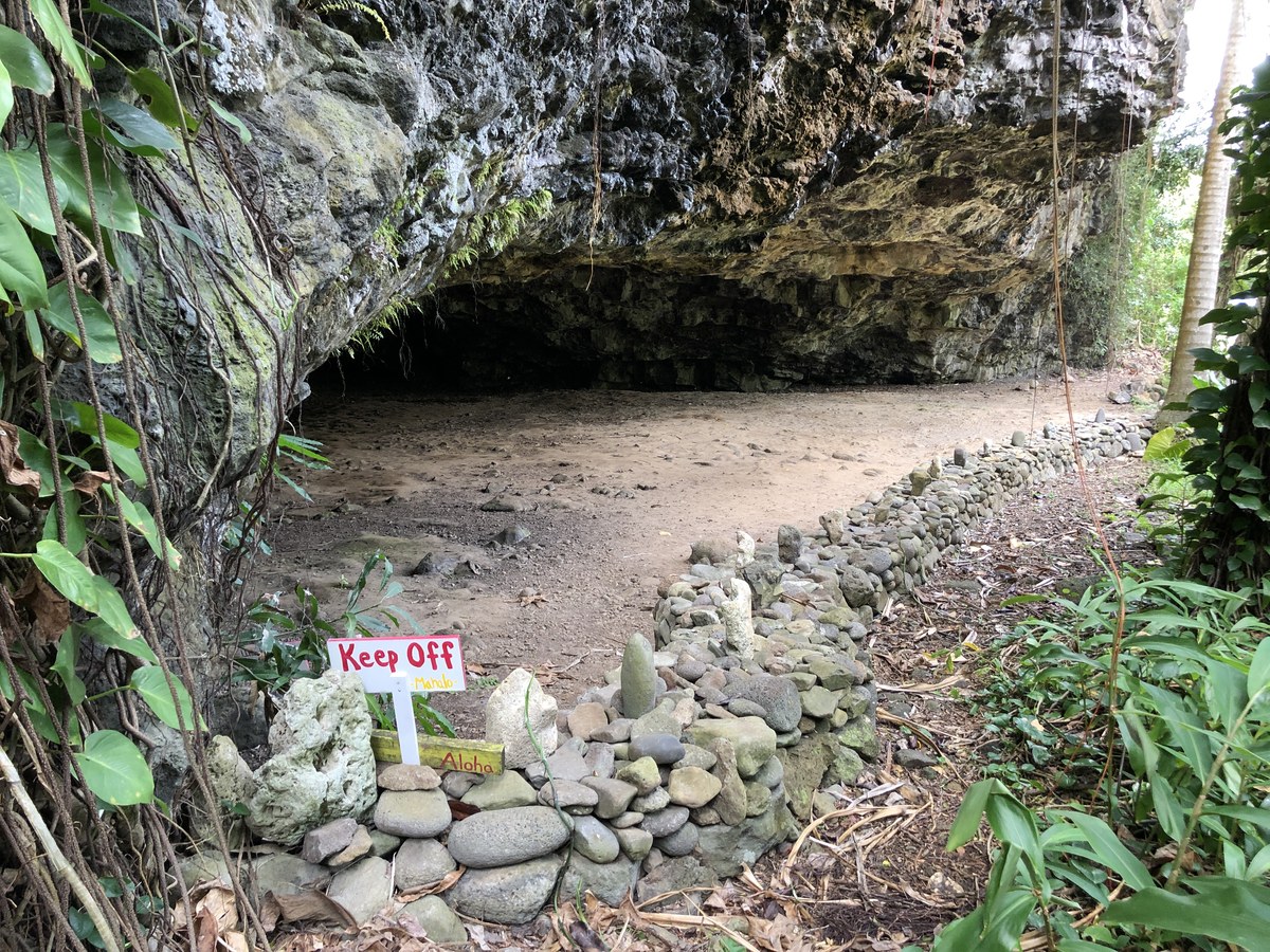 Maniniholo Dry Cave