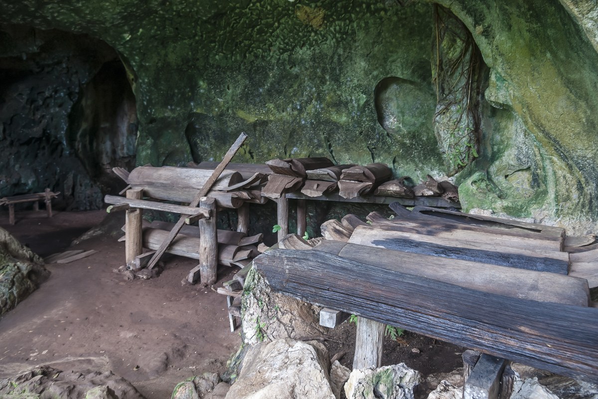Agop Batu Tulug Caves