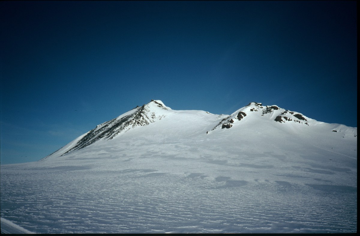 Brennecke Nunataks