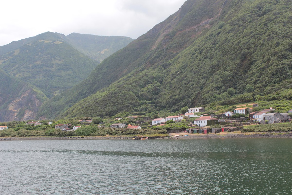 Lagoa da Fajã de Santo Cristo