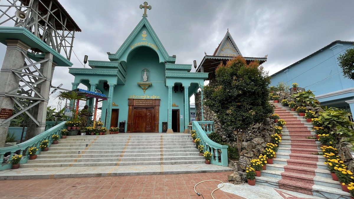 Sanctuaire Marie Reine de la Paix Areyksat