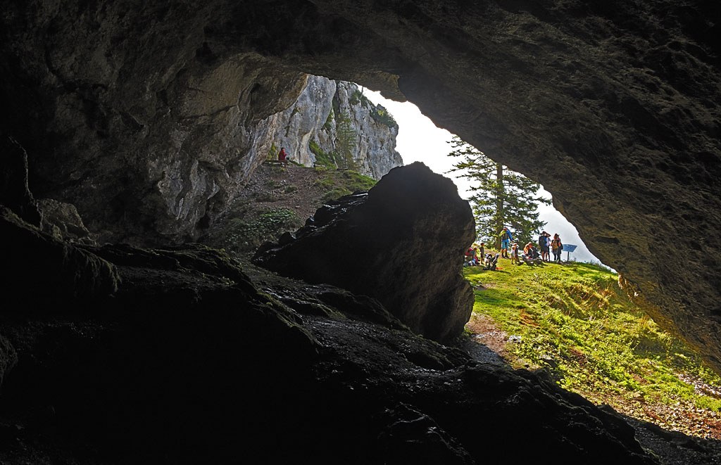 Potok Cave