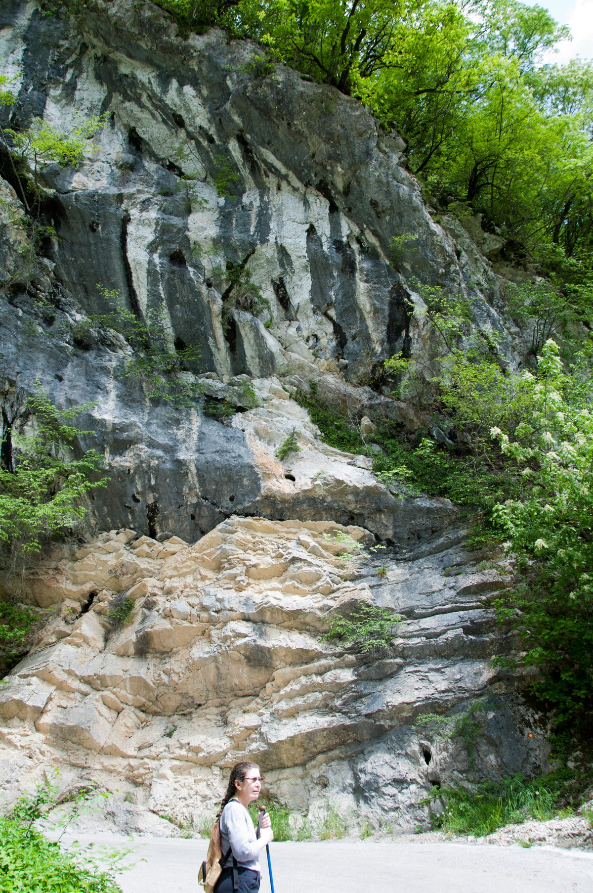 Zadlaz Cave
