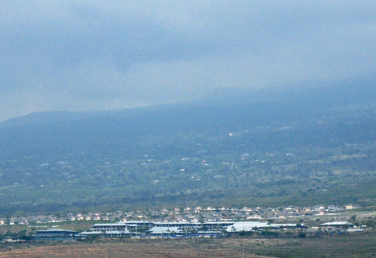 Old Kona Airport Beach