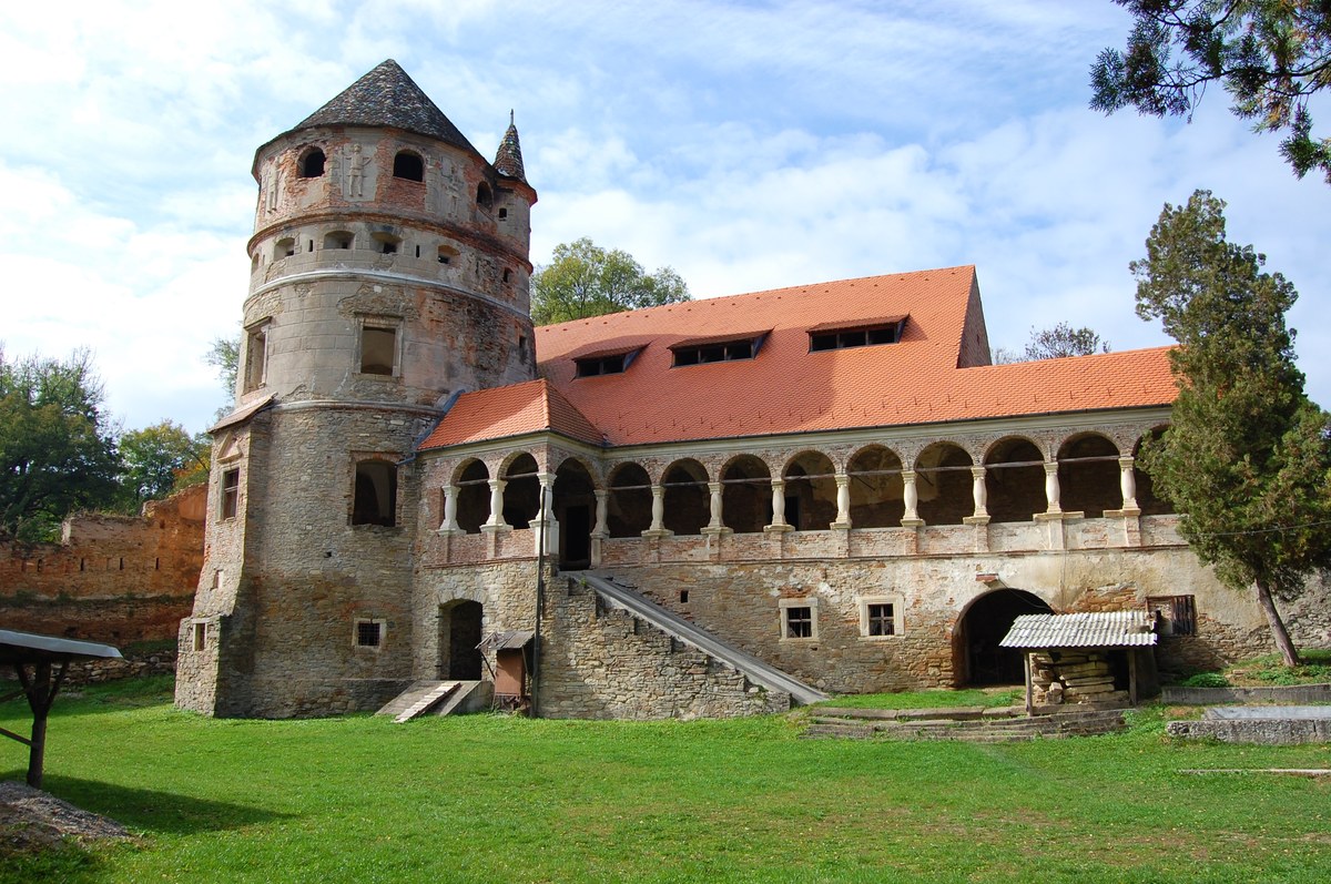 Bethlen Castle