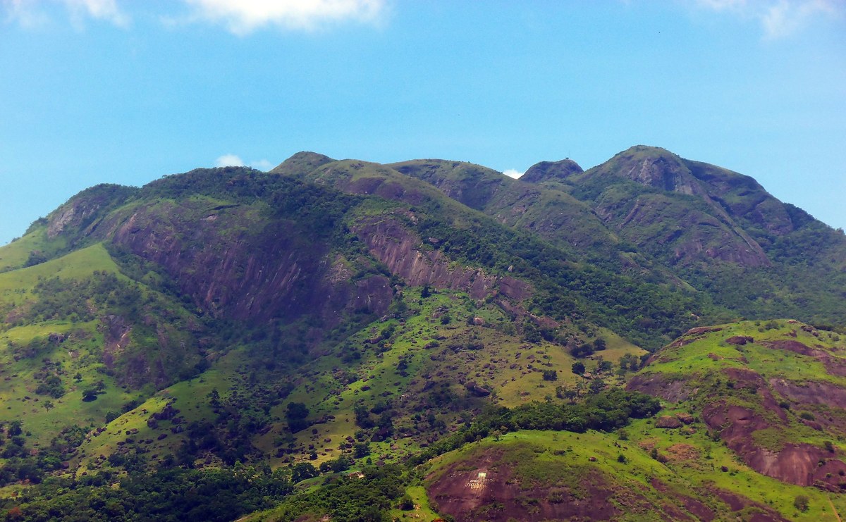 Serra Dourados