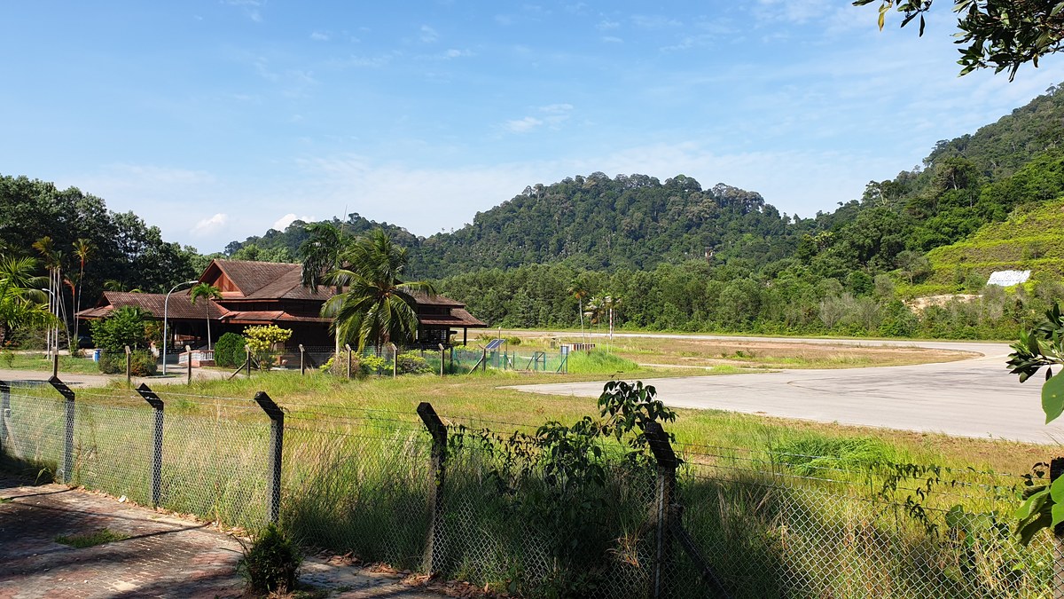 Pantai Puteri Dewi