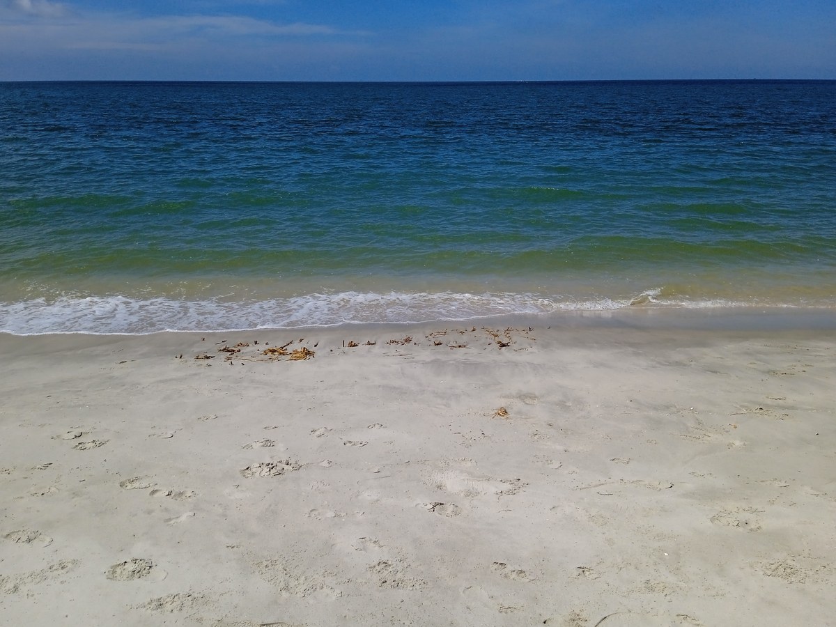 Pantai Emas