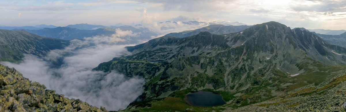 Păpușa Peak