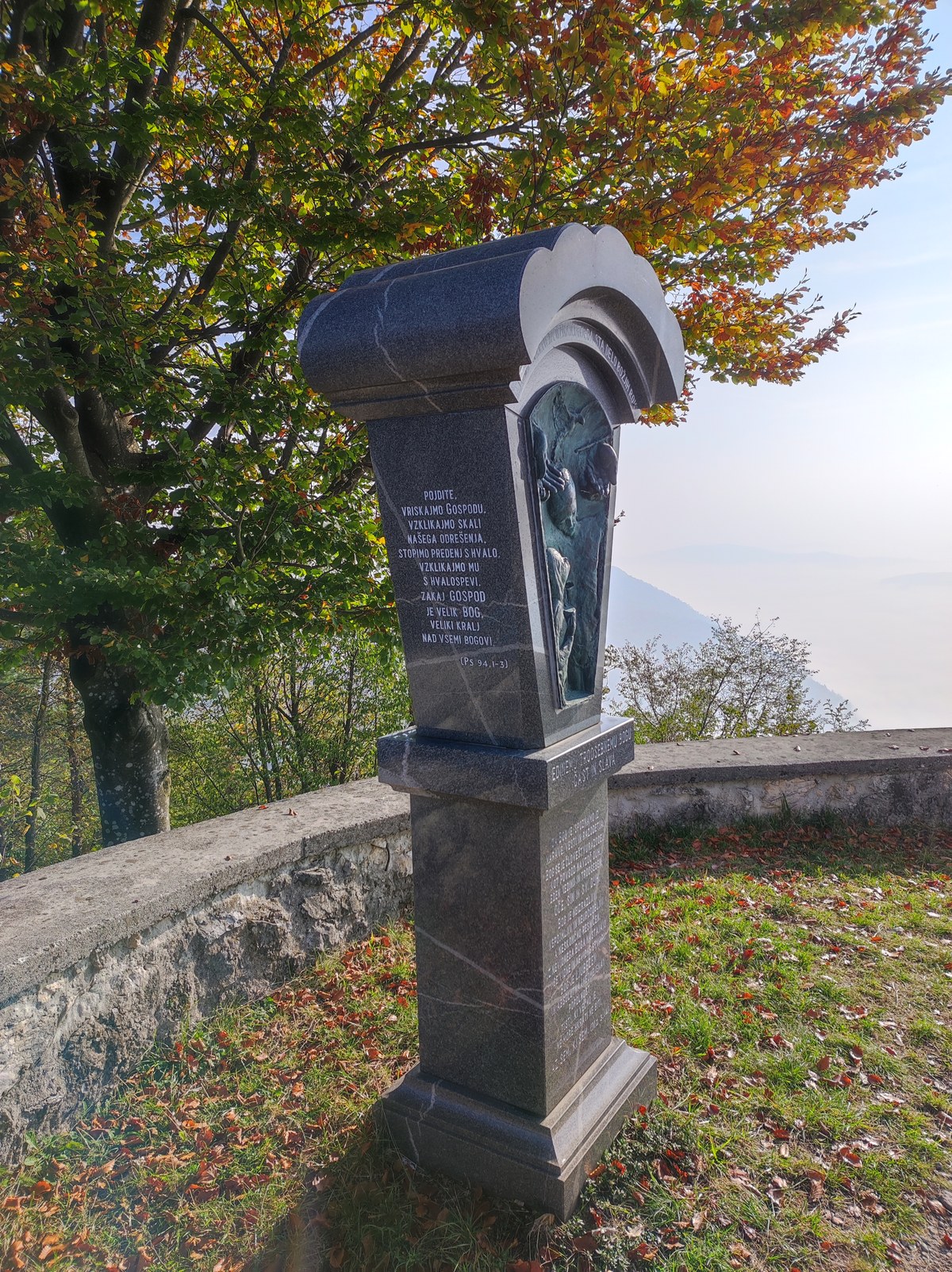 Mount Polhov Gradec