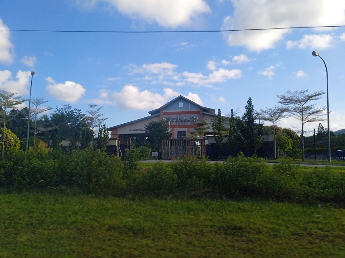 Batu Tiga