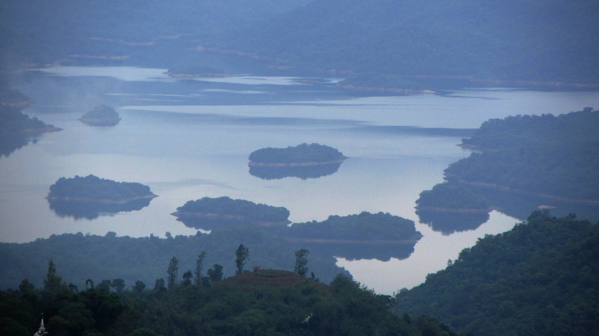 Kurundu Oya Waterfall