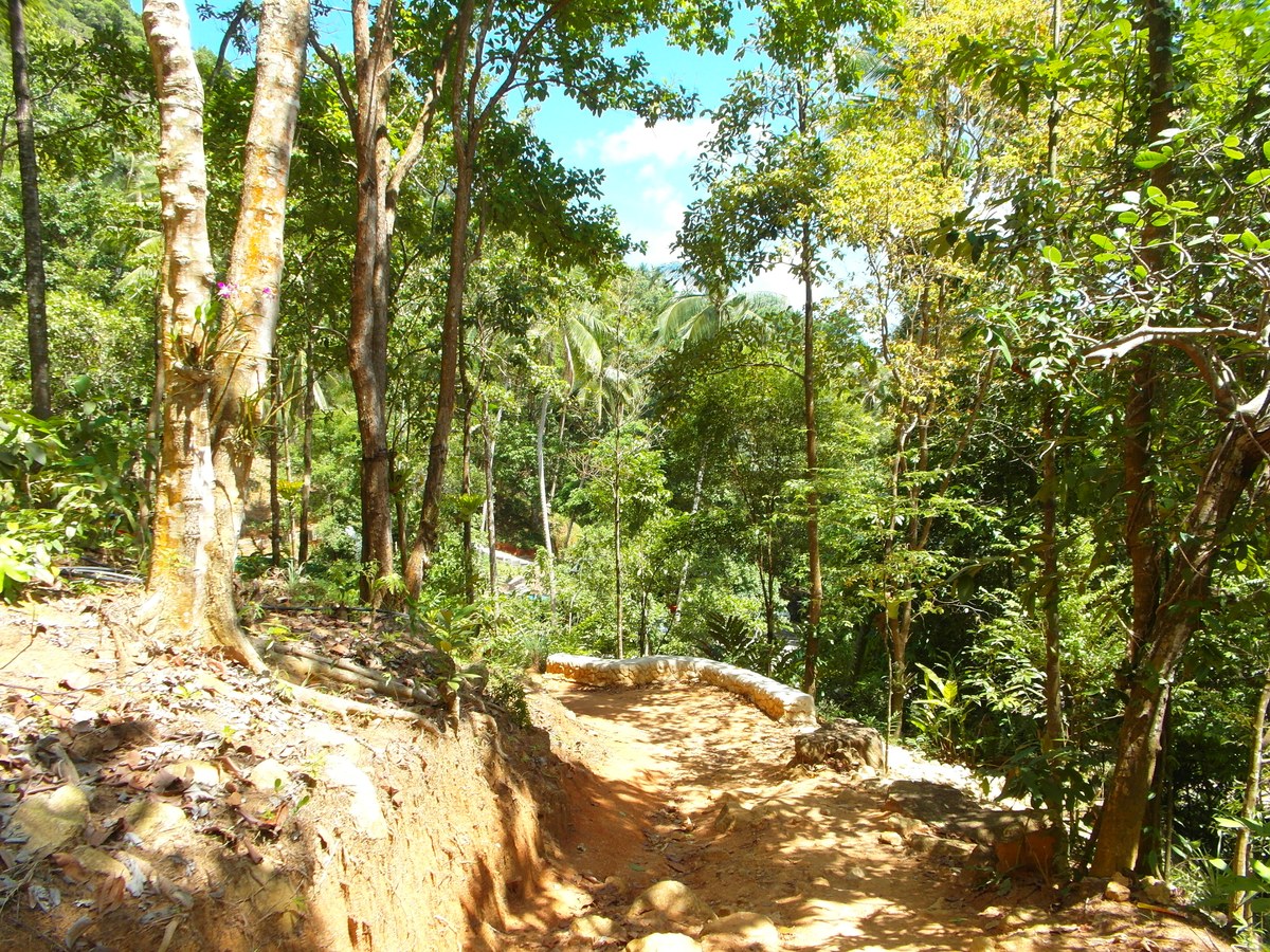 Nam Tok Na Mueang