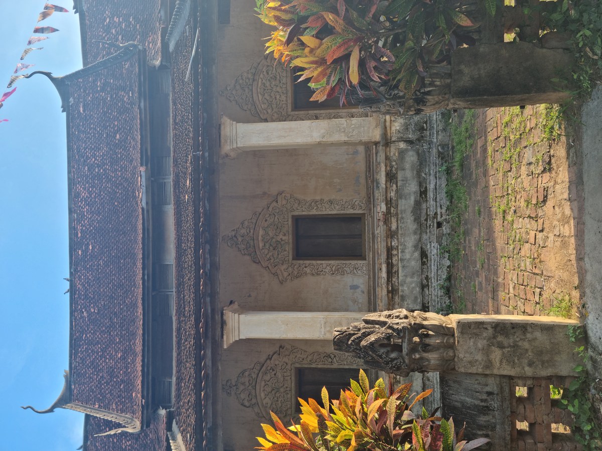 Wat Samrong Knong