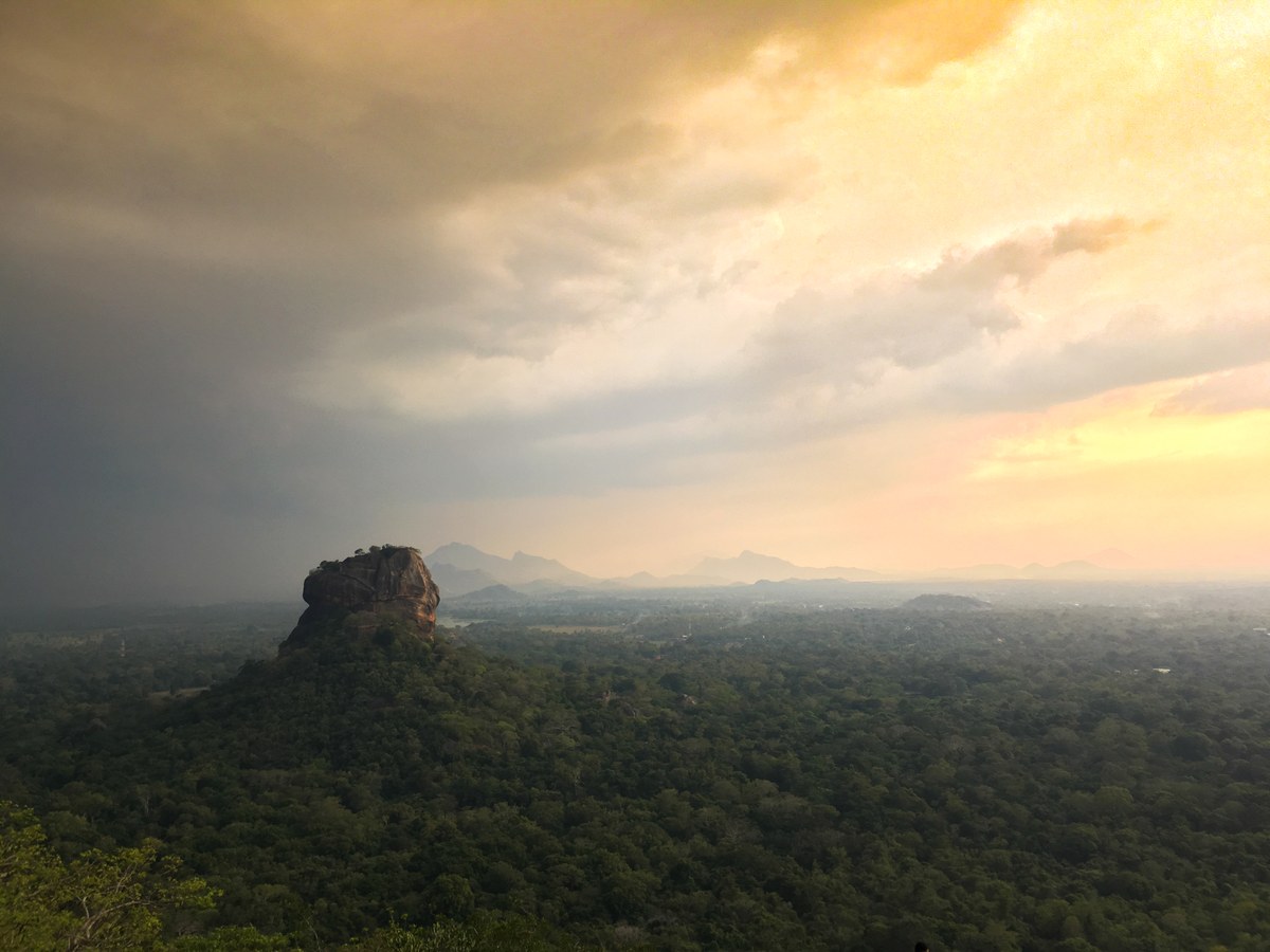 Pidurangala Rock