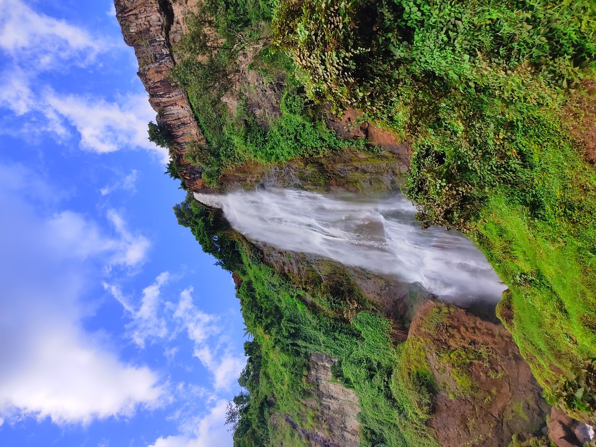 Sisiyi Falls