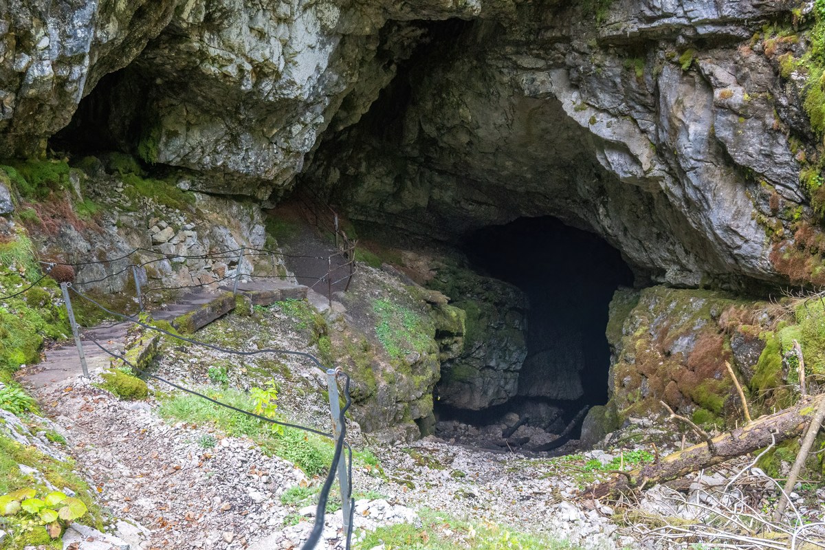 Great Paradana Ice Cave
