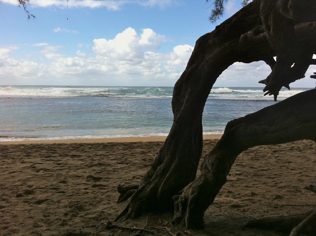 Kēʻē Beach