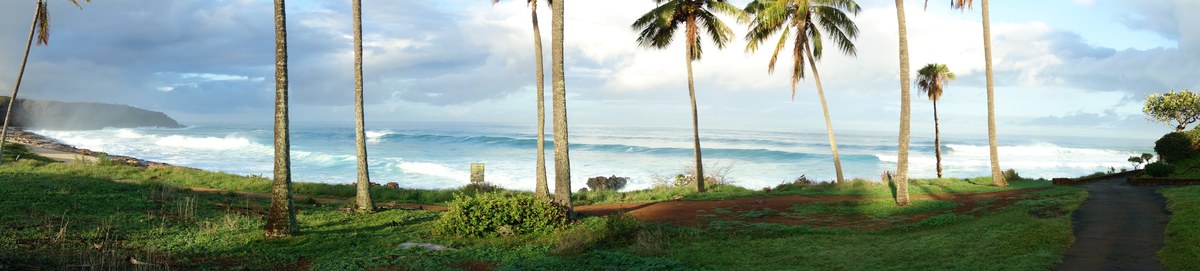 Moʻomomi Beach