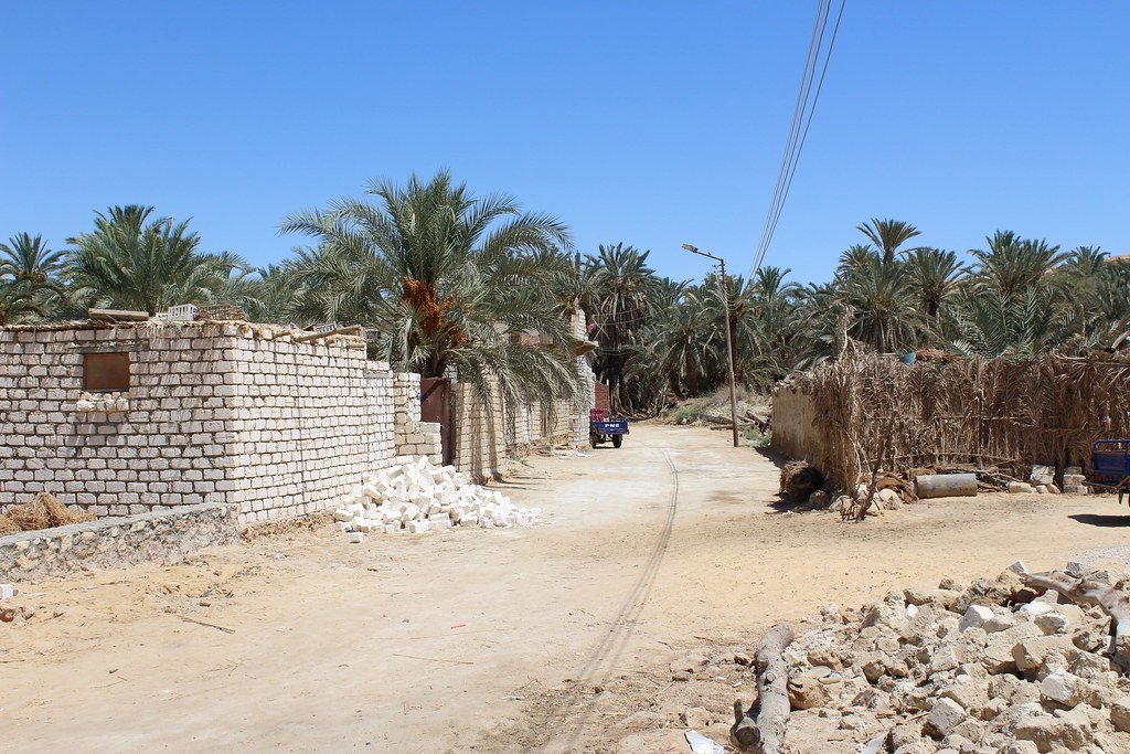 Jabal Umm Ḩuwaymil