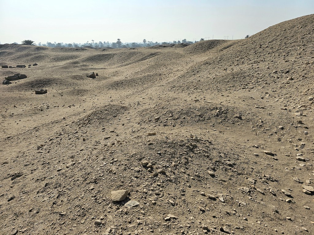 Baḩr Maţir Ţāris al Gharbī