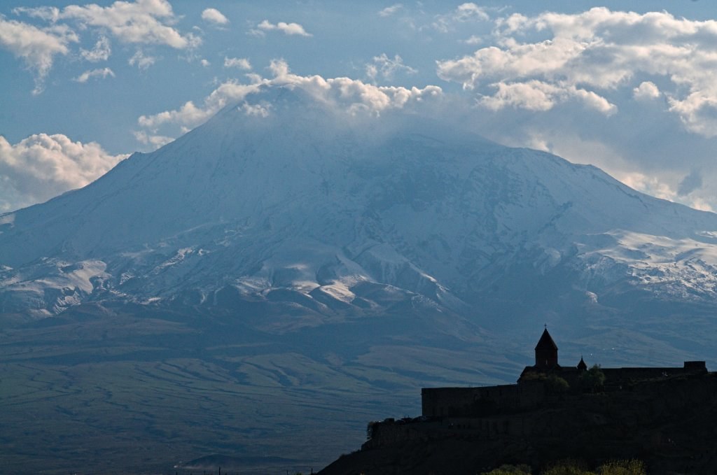 Aracık Dağı