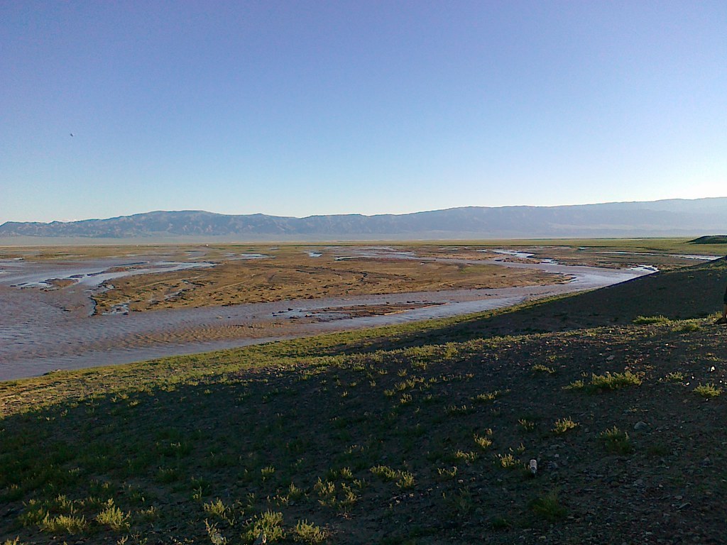 Holboljin Nuur