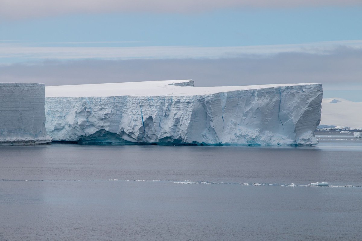 AAE Glacier