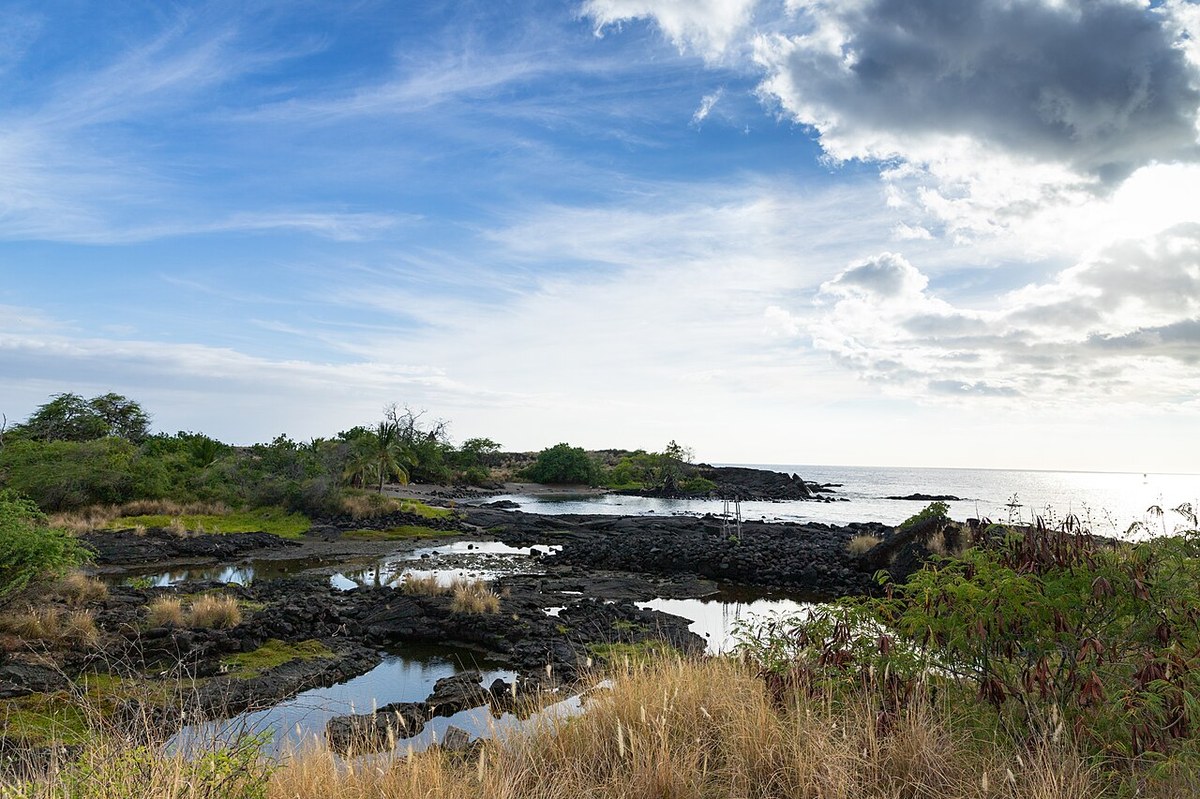 ʻAlula Beach