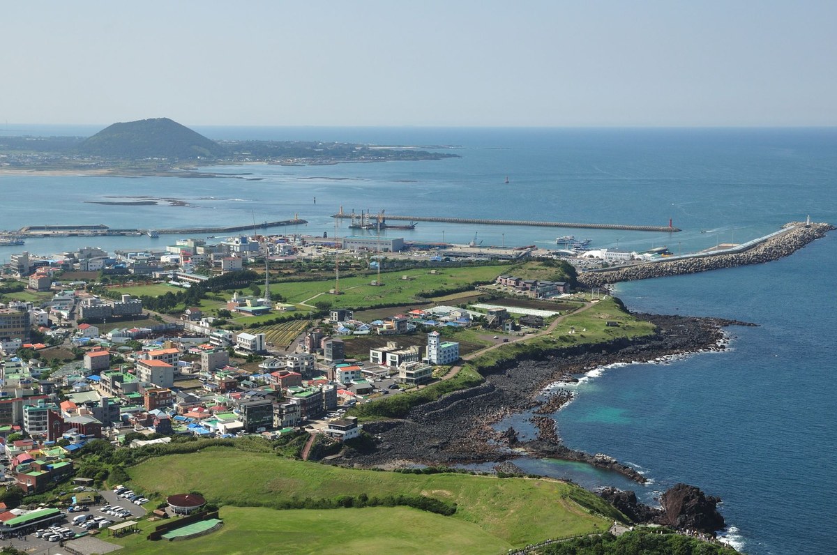 Mulyeongari-Oreum
