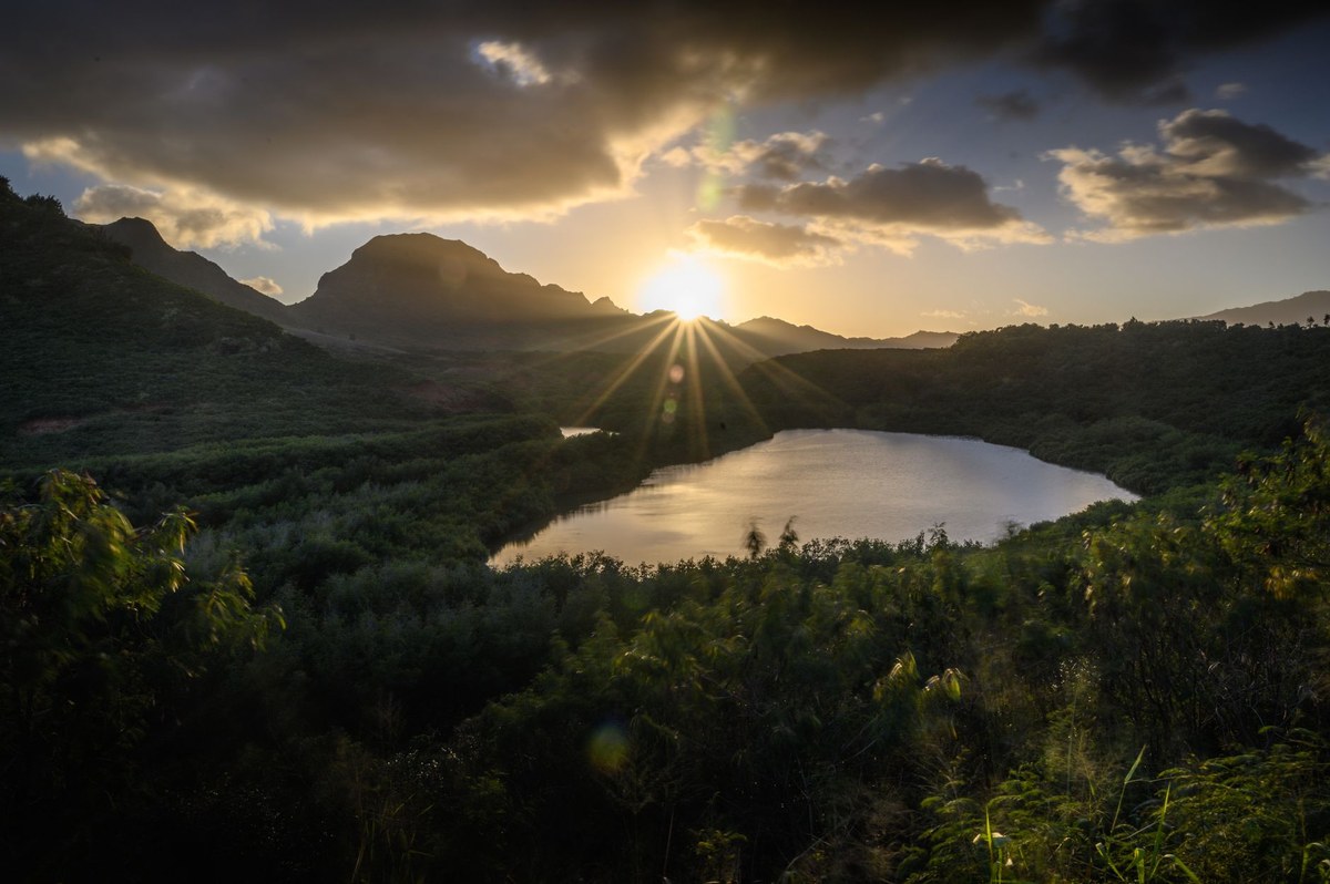 Halulu Lake