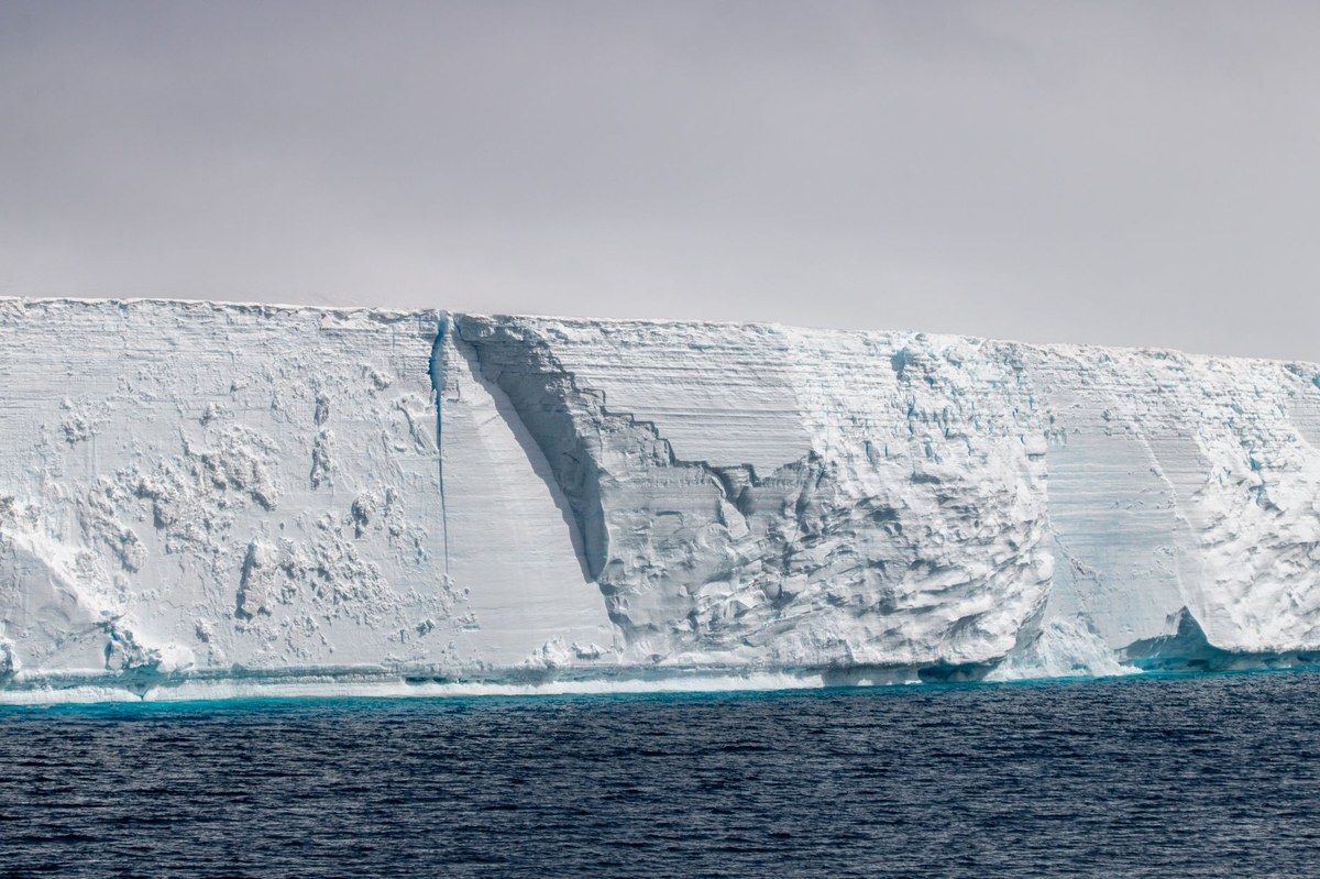 Brahms Ice Shelf