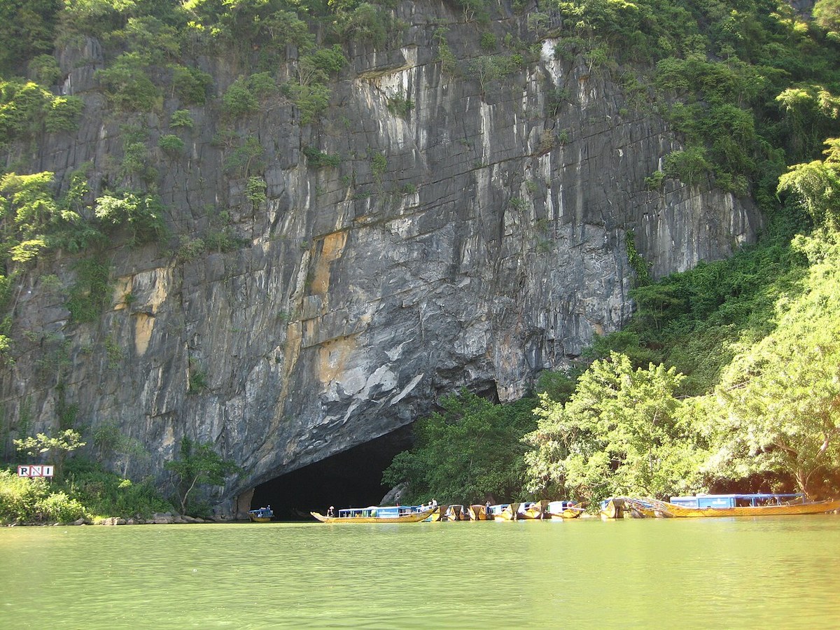 Động Phong Nha