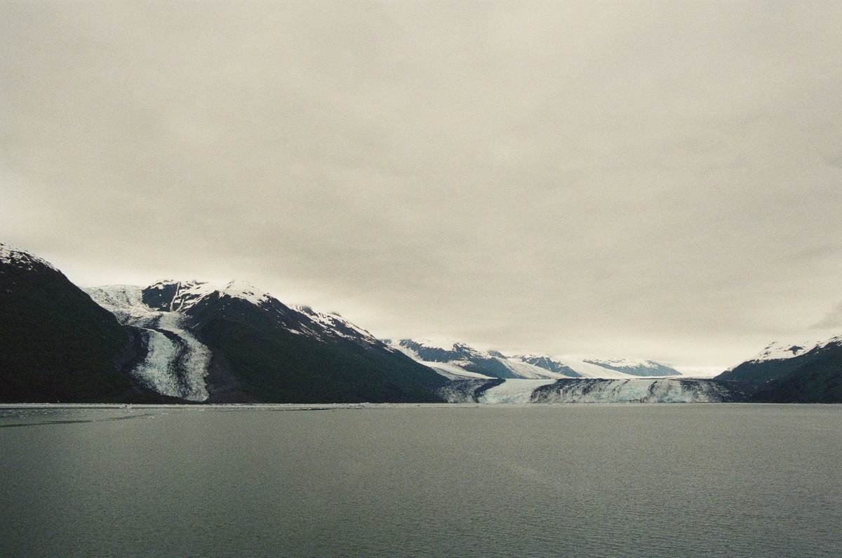 Ofhidro Glacier