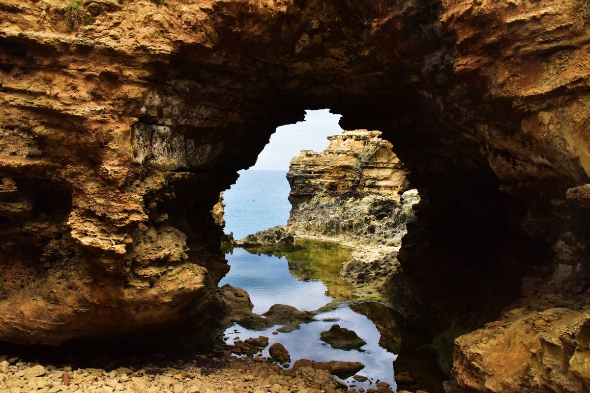 Horseshoe Cave