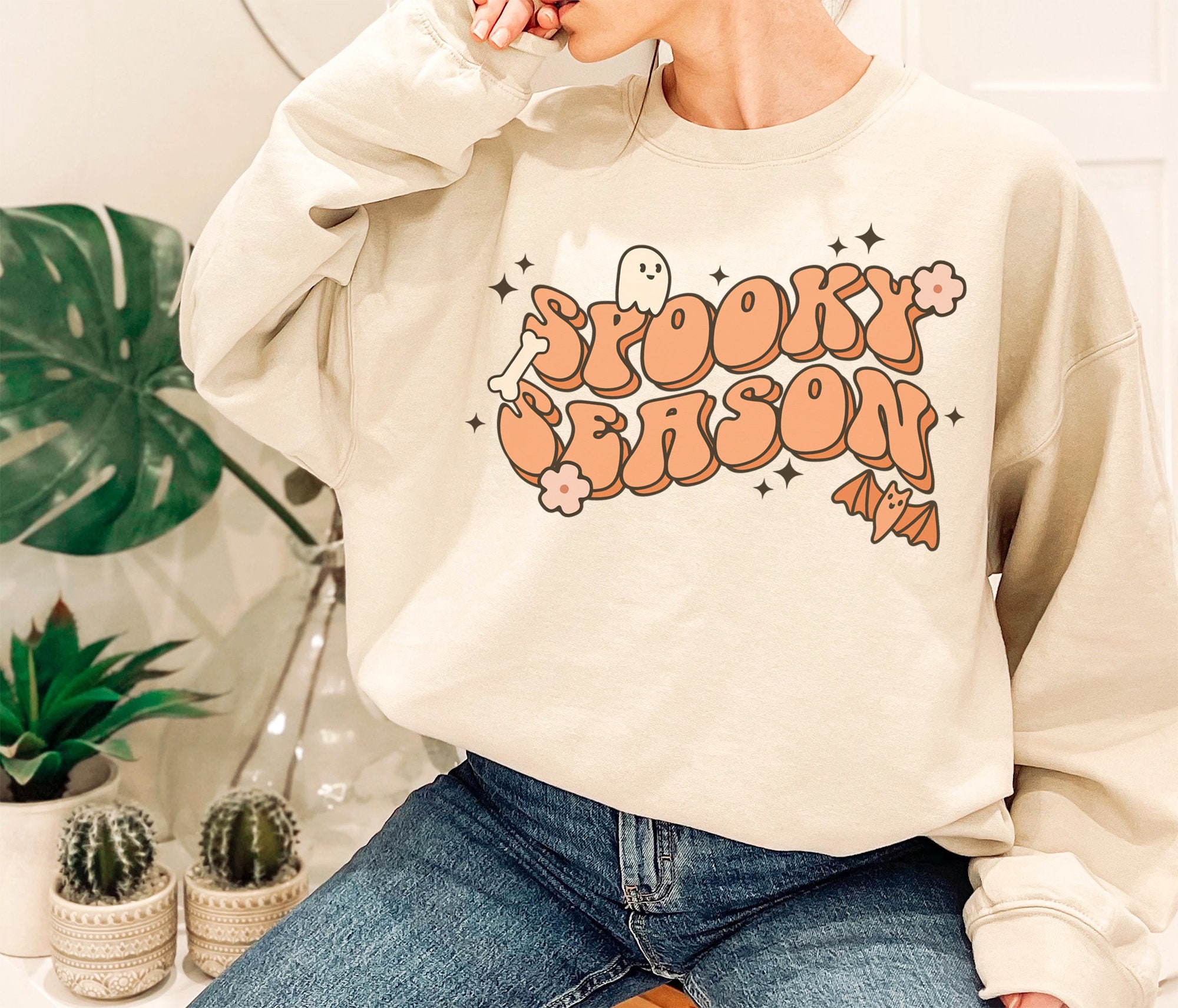 Retro Spooky Season Sweatshirt Cute Fall Girls Shirt Halloween Sweatshirt Spooky Season Shirt Retro Boho Cute Shirt Spooky Babe Shirt Jfu89