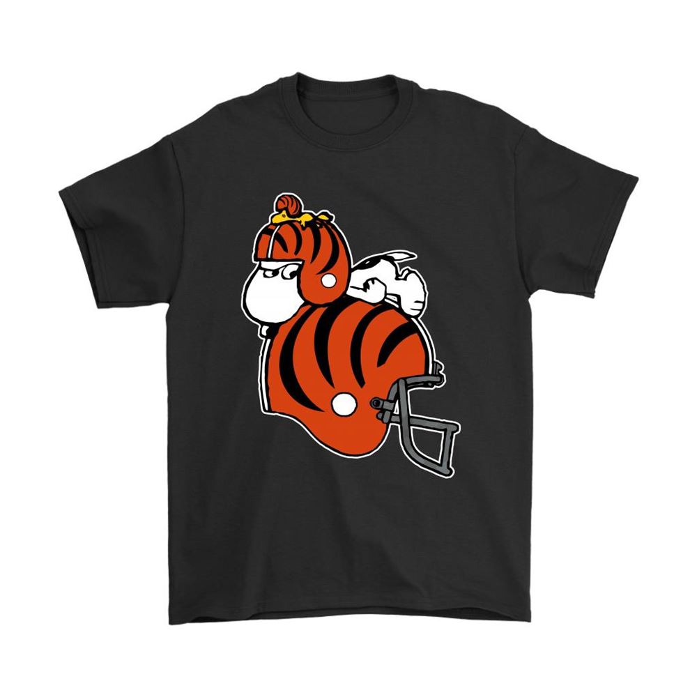 Snoopy And Woodstock Resting On Cincinnati Bengals Helmet Shirts