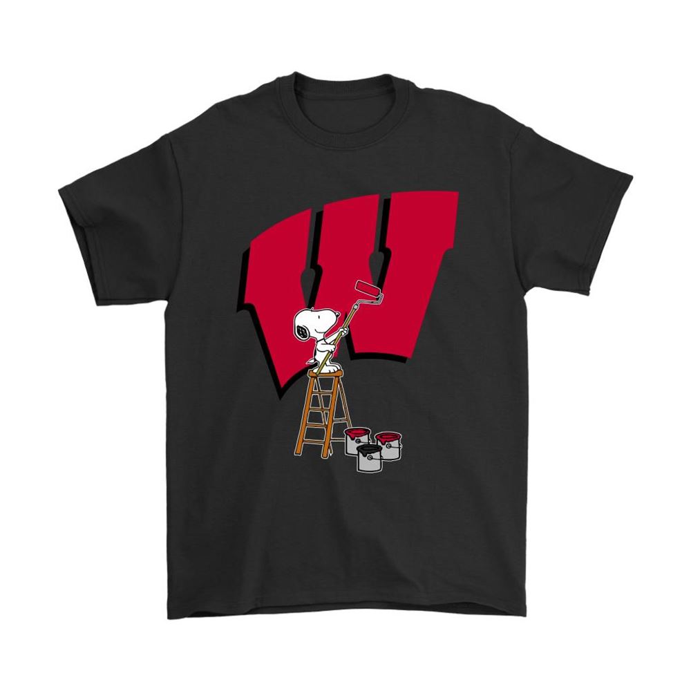 Snoopy Paints The Wisconsin Badgers Logo Ncaa Football Shirts
