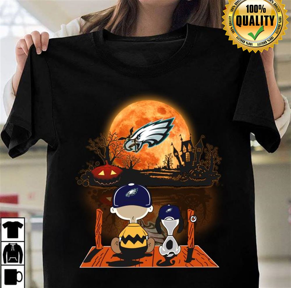 Charlie Brown And Snoopy Watching Philadelphia Eagles Halloween Gift For Fan