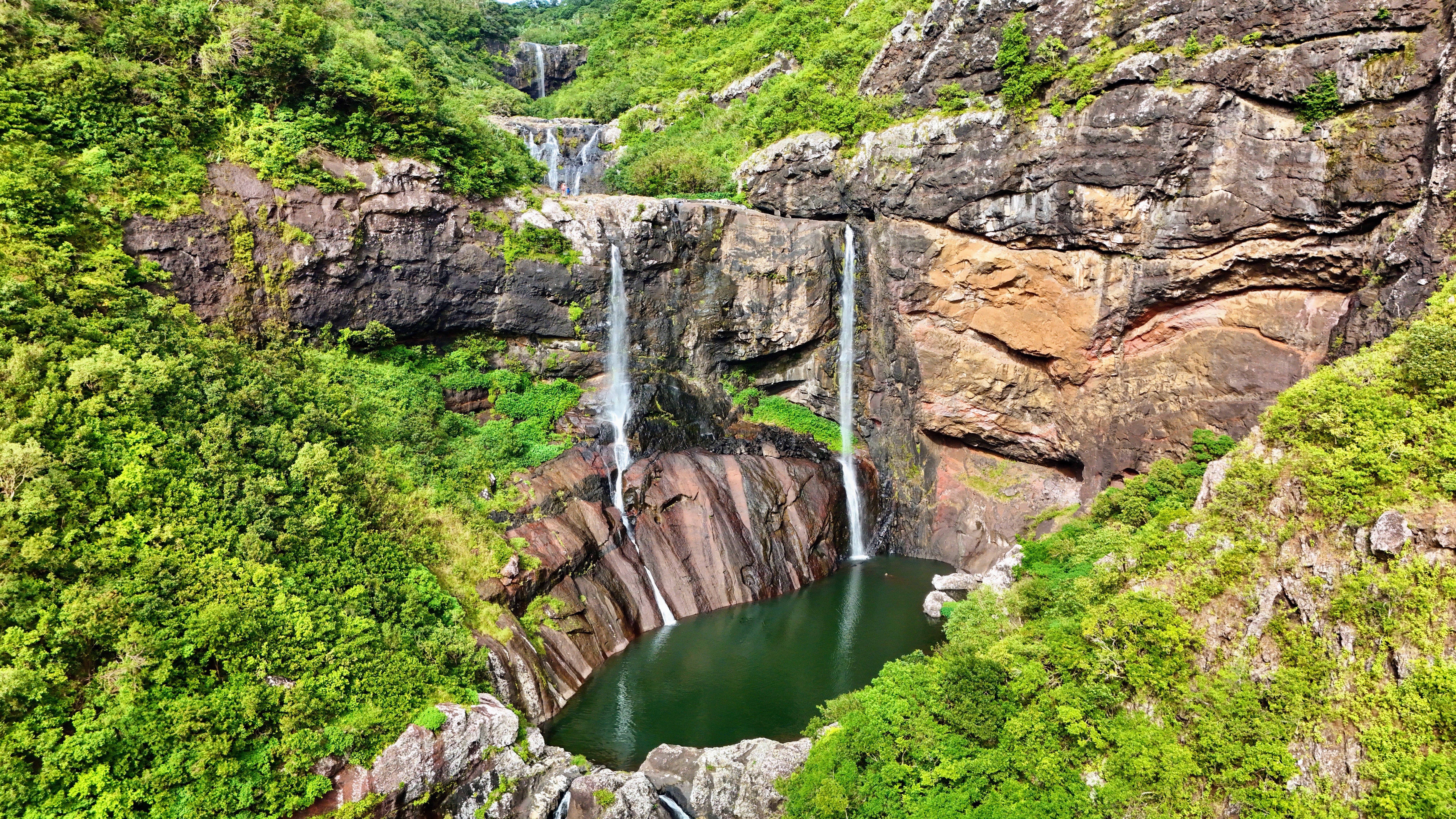 Spectacular views of the Tamarind Falls 