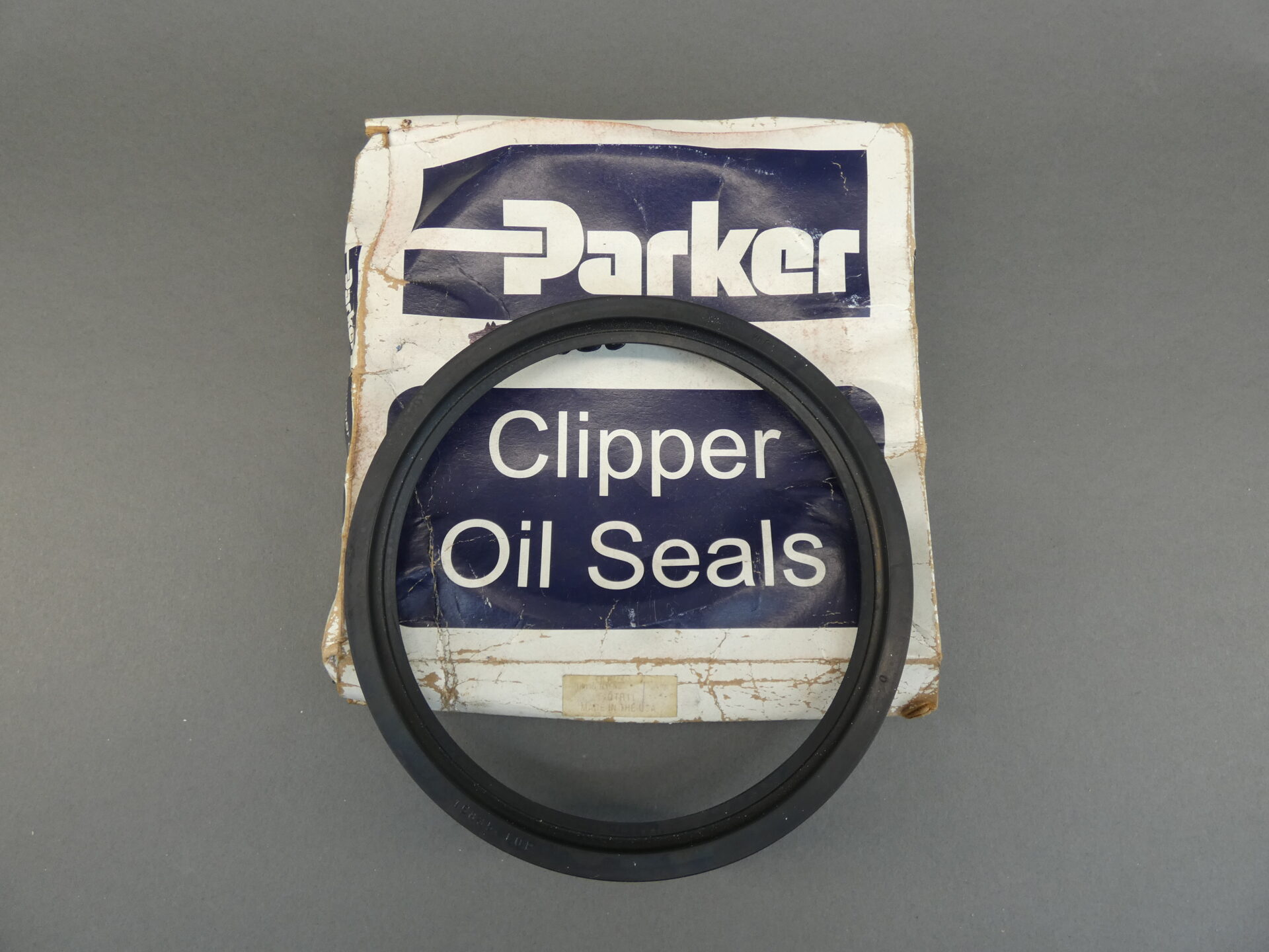 Parker 15835-LUP General Purpose Single Lip Rotary Shaft Seal - NEW Surplus!
