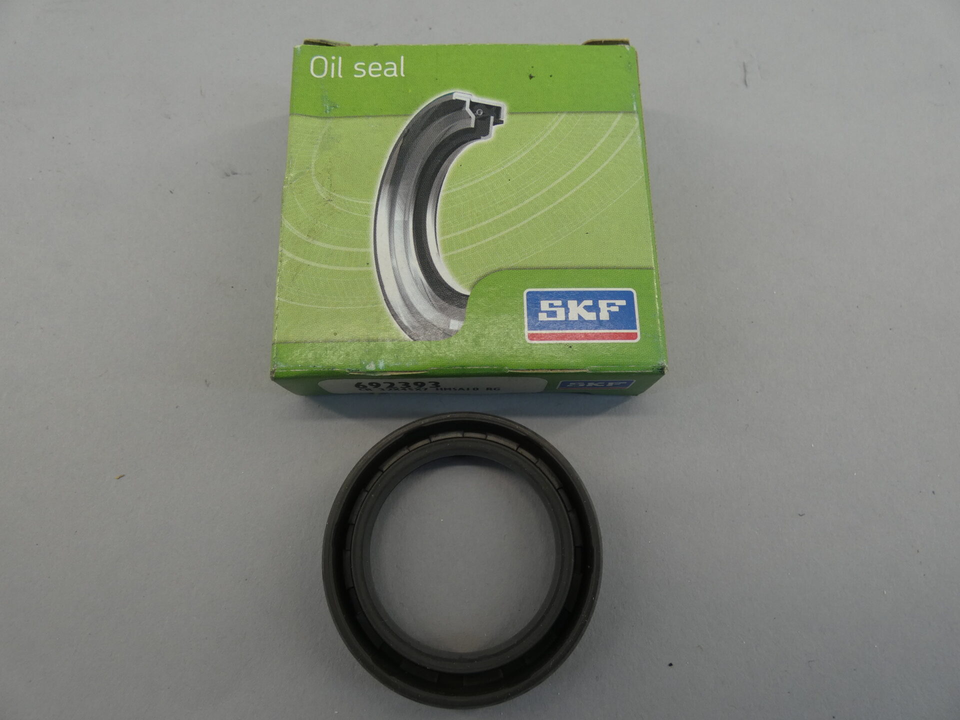 SKF 692393 Oil Seal - NEW Surplus!