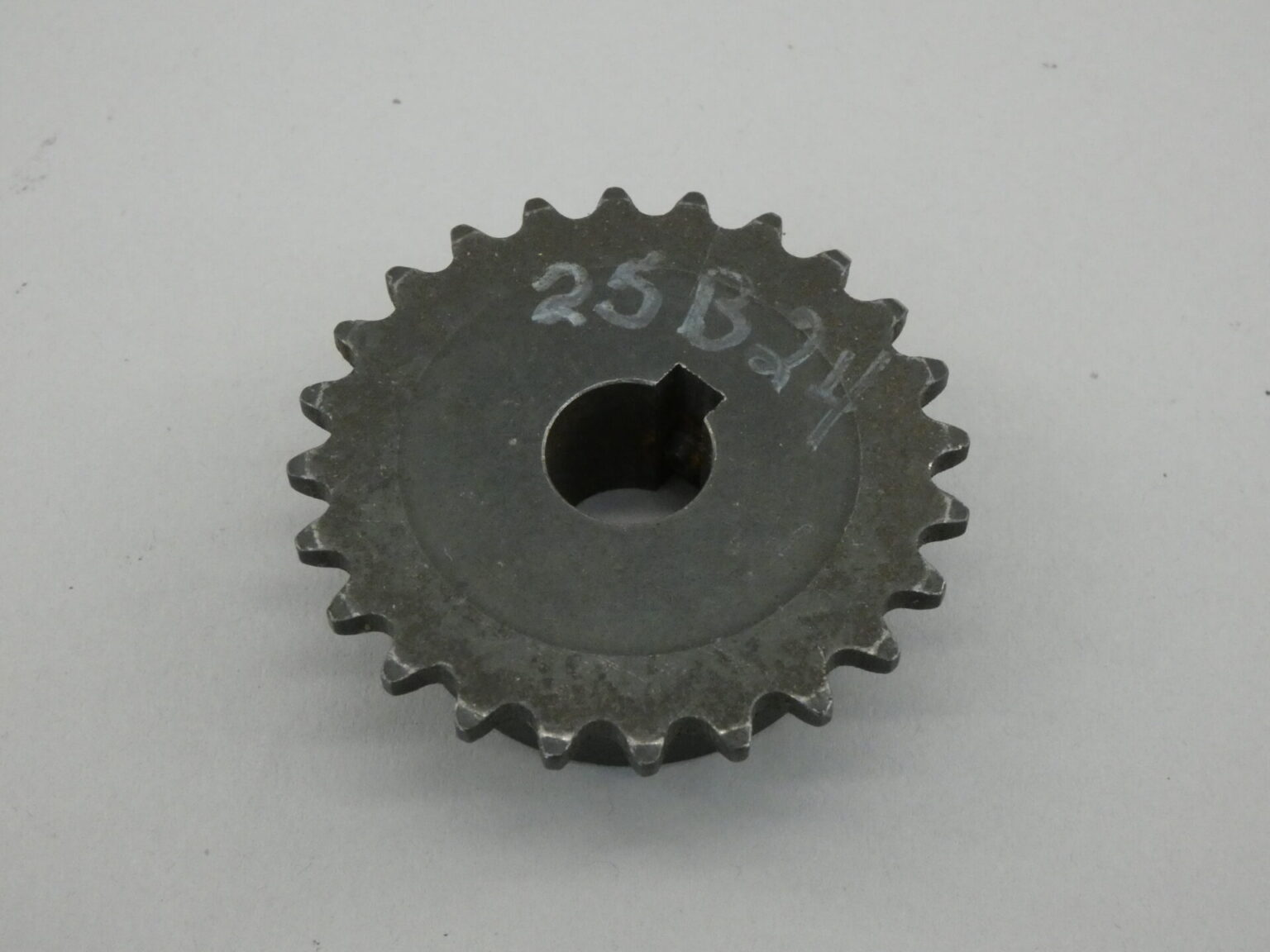 Martin 25B24 Sprocket, 24 Teeth 1/2″ Keyed Bore GPM Surplus