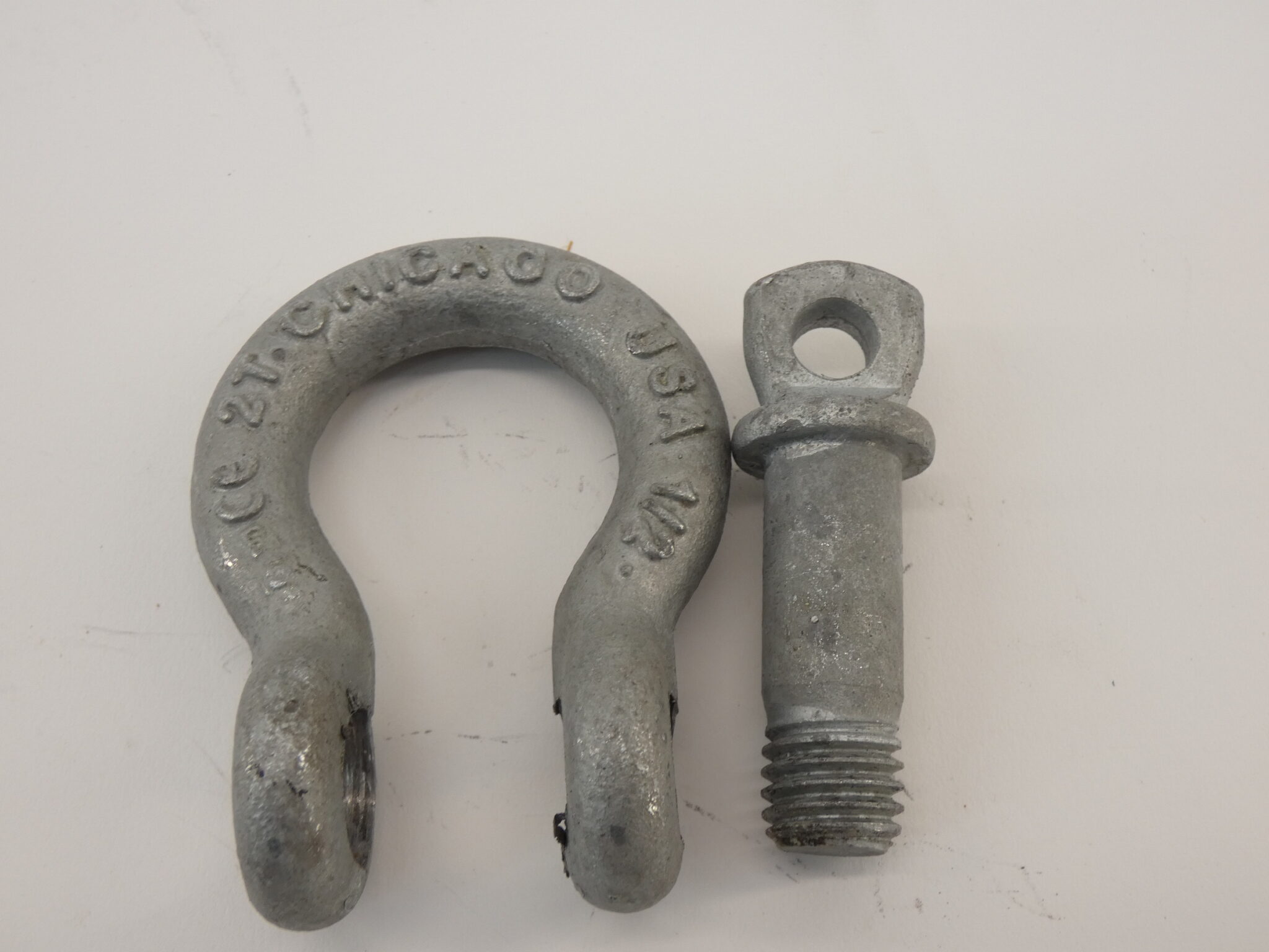 Chicago 2T Shackle, 1/2″ – GPM Surplus